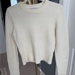 Abercrombie & Fitch Women's Off-White Crew Neck Sweater